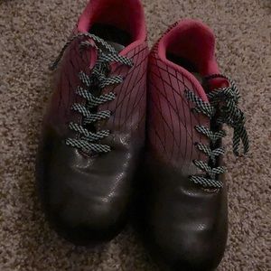 Girls cleats